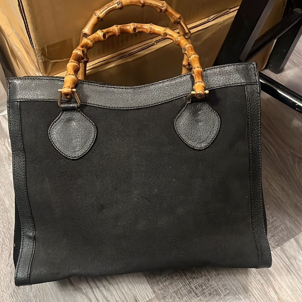 SOLD-SOLD. Vintage Pre loved Gucci Suede with leather ( bamboo) - Picture 16 of 17
